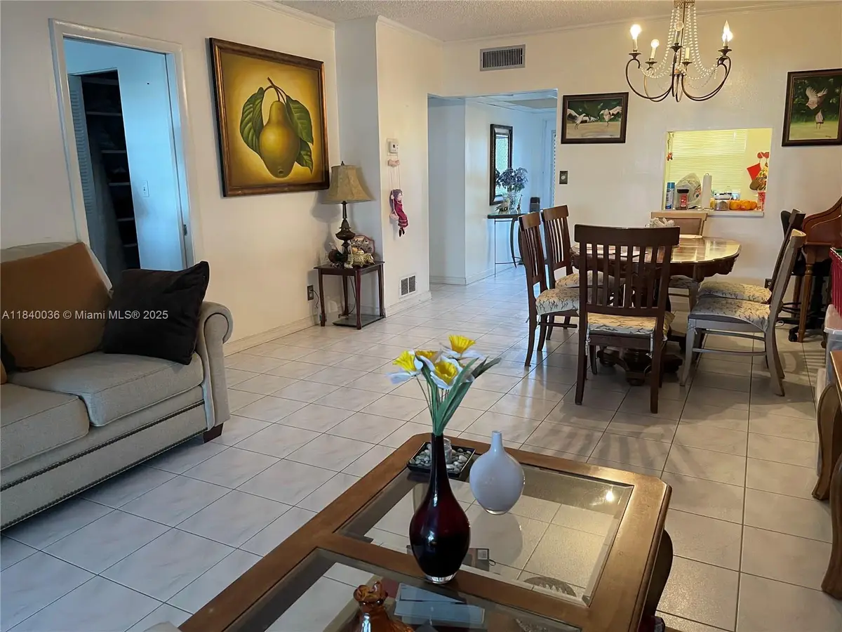 1015 Country Club Dr #109, Margate, FL 33063 - Image #1