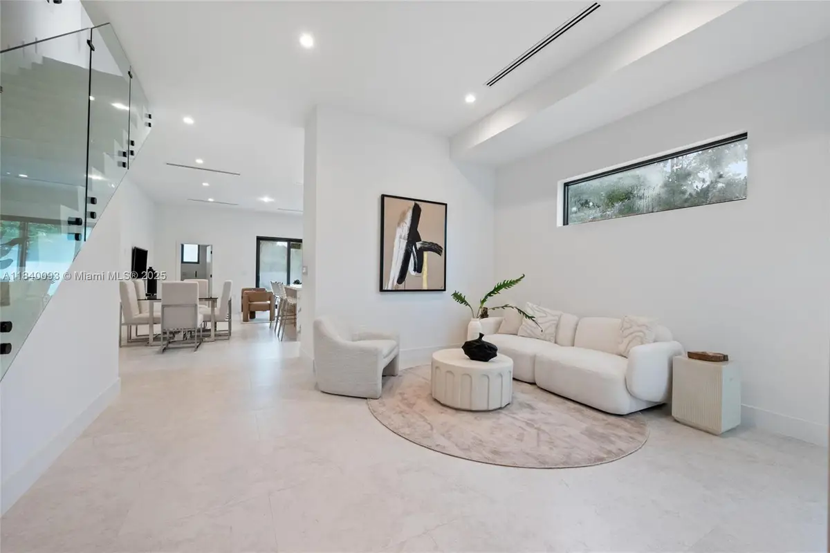 2937 SW 21st St, Miami, FL 33145 - Image #1