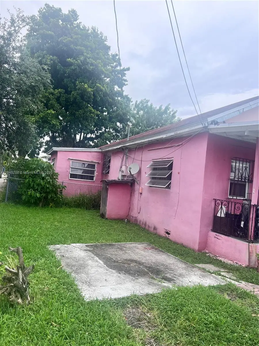 3099 NW 51st St, Miami, FL 33142 - Image #2