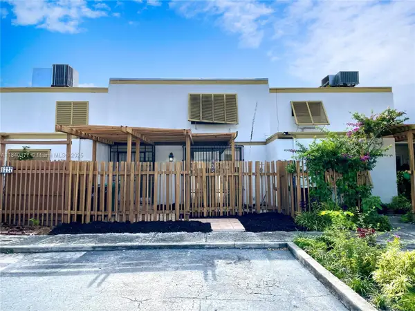 1725 SW 131st Place Cir S, Miami, FL 33175