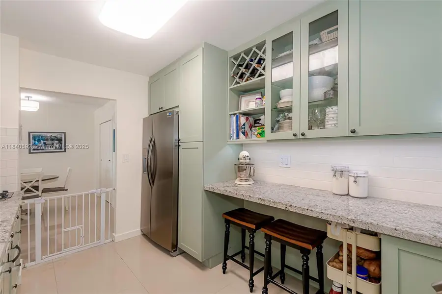 5750 Collins Ave #3J, Miami Beach, FL 33140 - Image #3