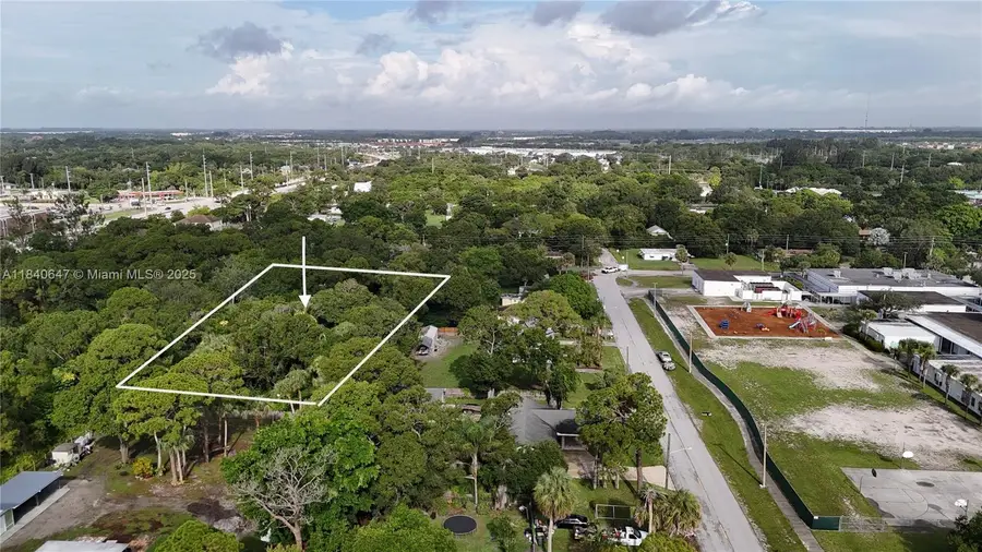 1 Tennessee Ave, Fort Pierce, FL 34947 - Image #2