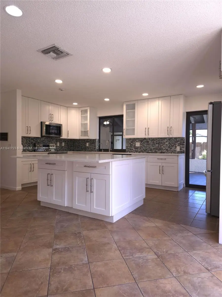 2159 Baton Rouge, Weston, FL 33326 - Image #2