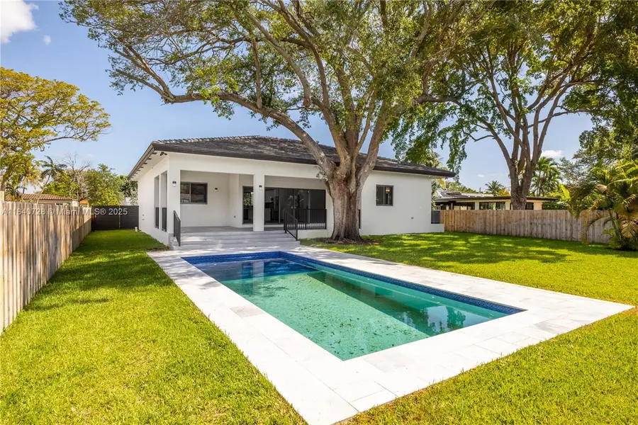 1030 NE 121st St, Biscayne Park, FL 33161 - Image #3