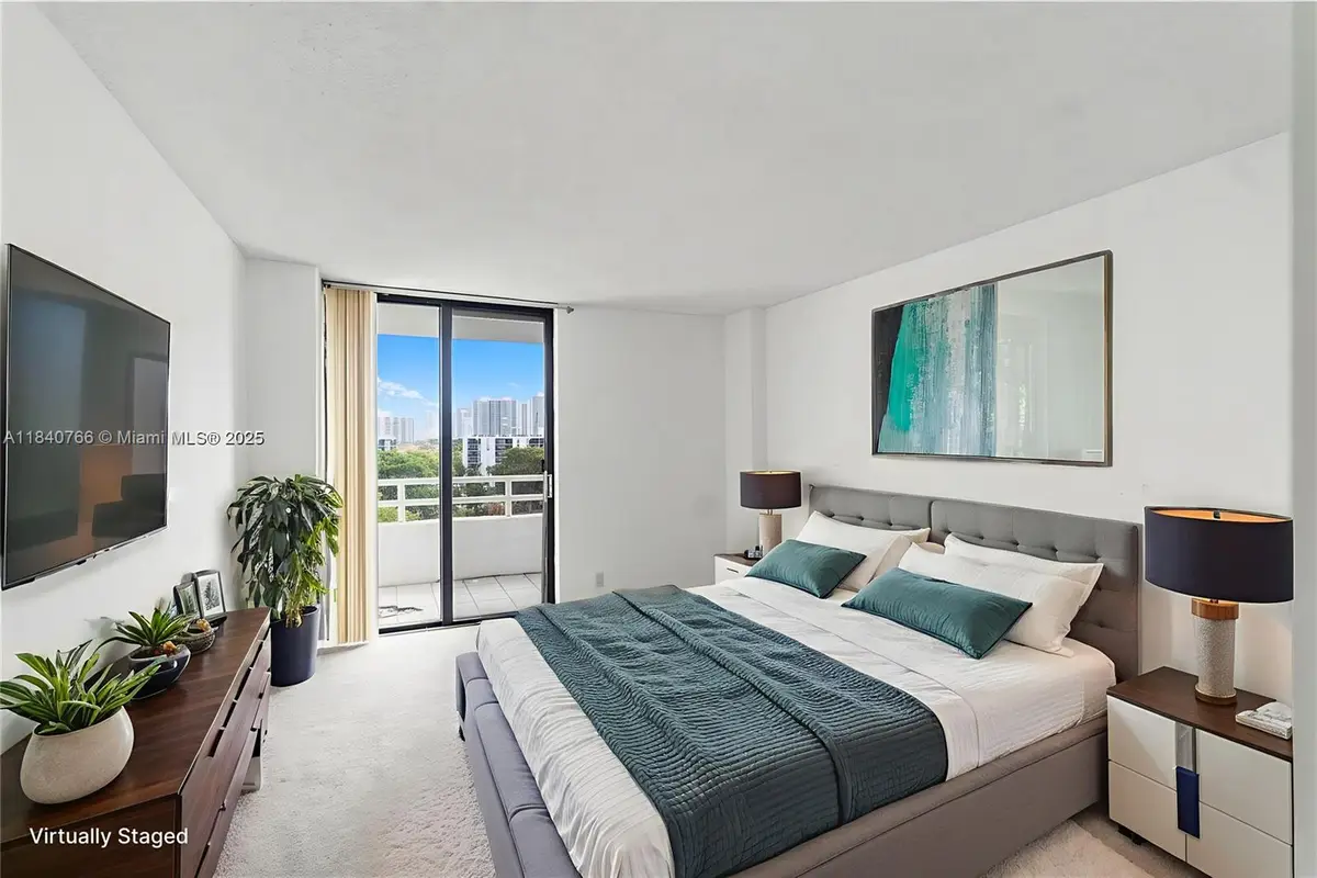 20225 NE 34th Ct #819, Aventura, FL 33180 - #1