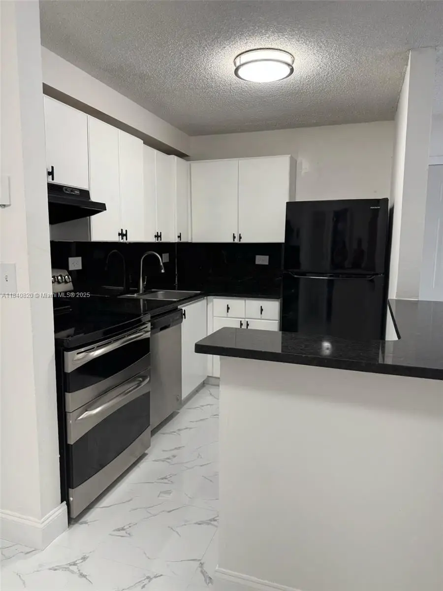 7010 NW 179th St #105, Hialeah, FL 33015 - Image #1