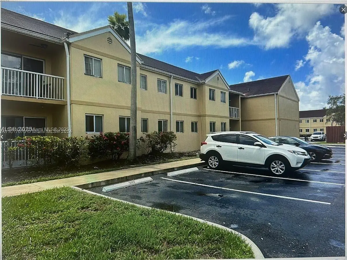 13810 SW 112th St #106, Miami, FL 33186 - Image #1
