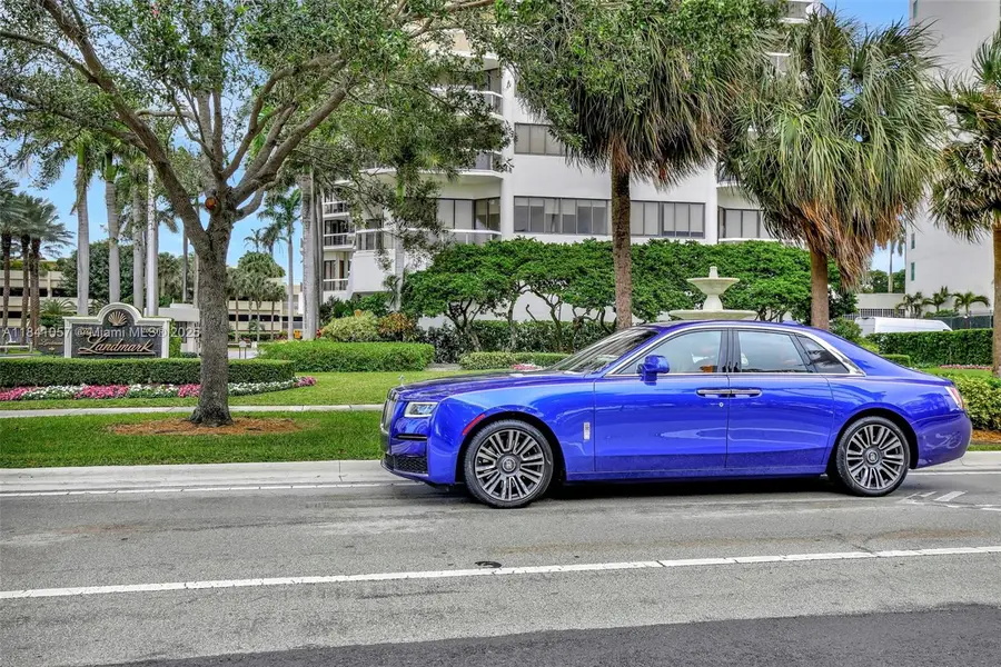 20185 E Country Club Dr #1406/1405, Aventura, FL 33180 - #2