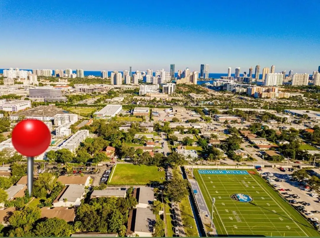 19200 NE 25th Ave #323C, Miami, FL 33180 - Image #1