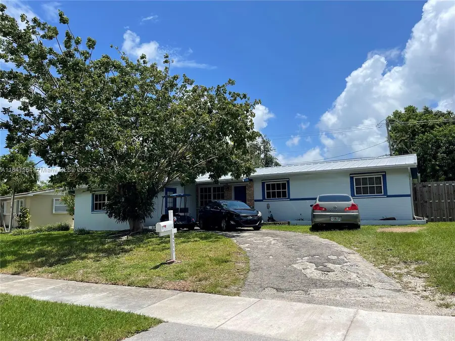 19711 Whispering Pines Rd, Cutler Bay, FL 33157 - Image #2