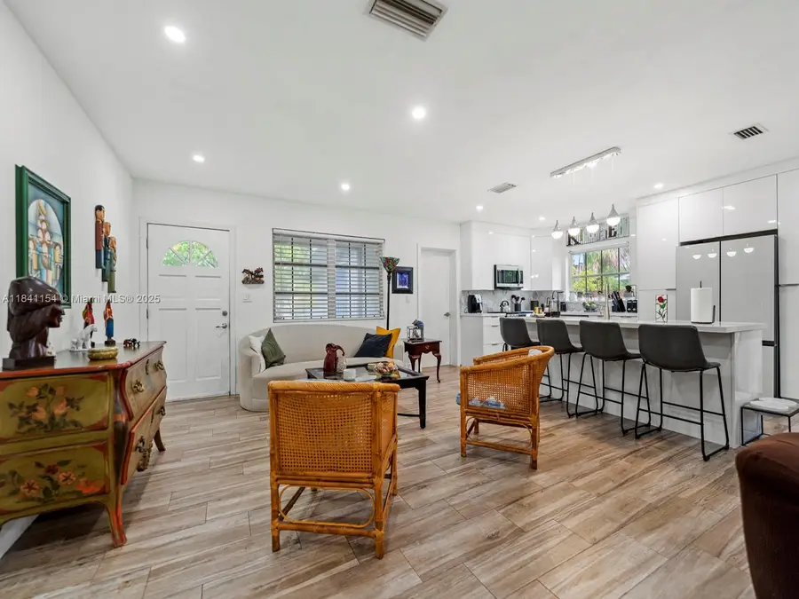 19711 Whispering Pines Rd, Cutler Bay, FL 33157 - Image #3