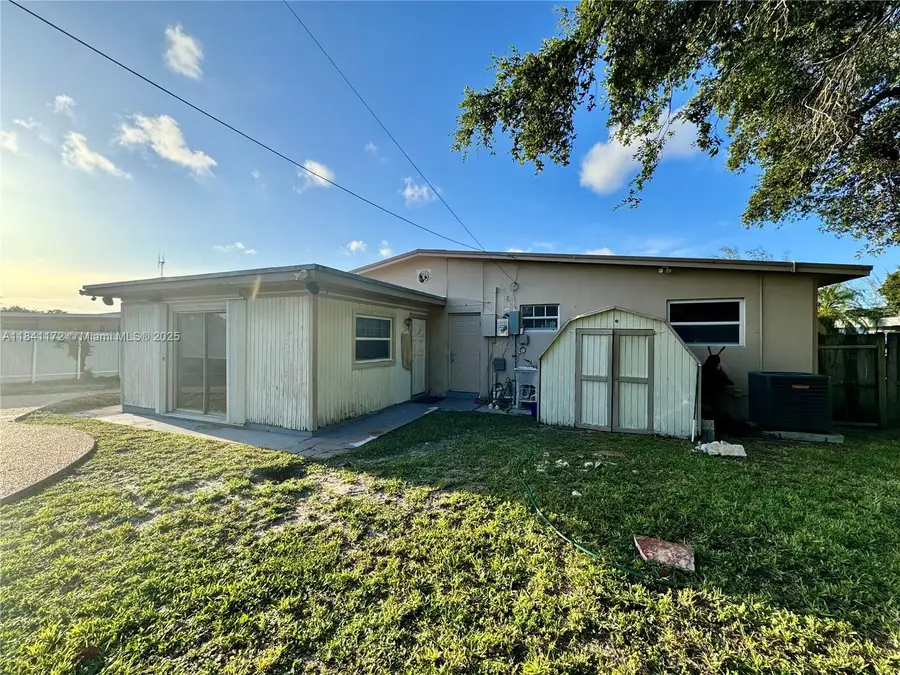 3800 SW 31st Dr, West Park, FL 33023 - Image #3