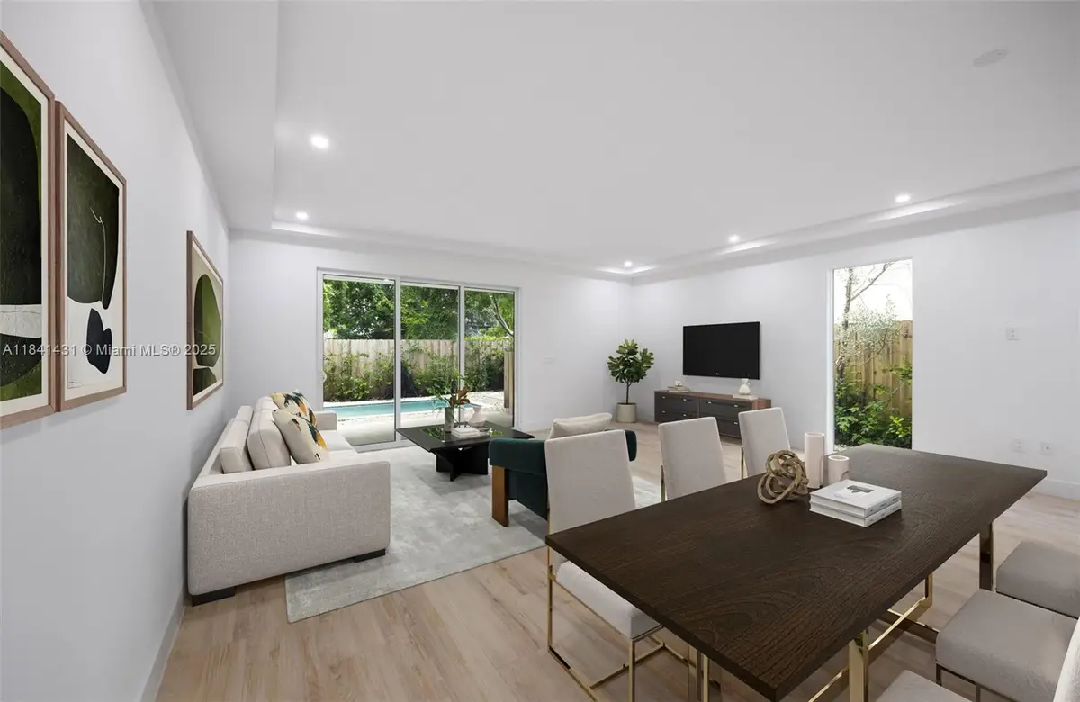 3162 Plaza St, Coconut Grove, FL 33133 - Image #1