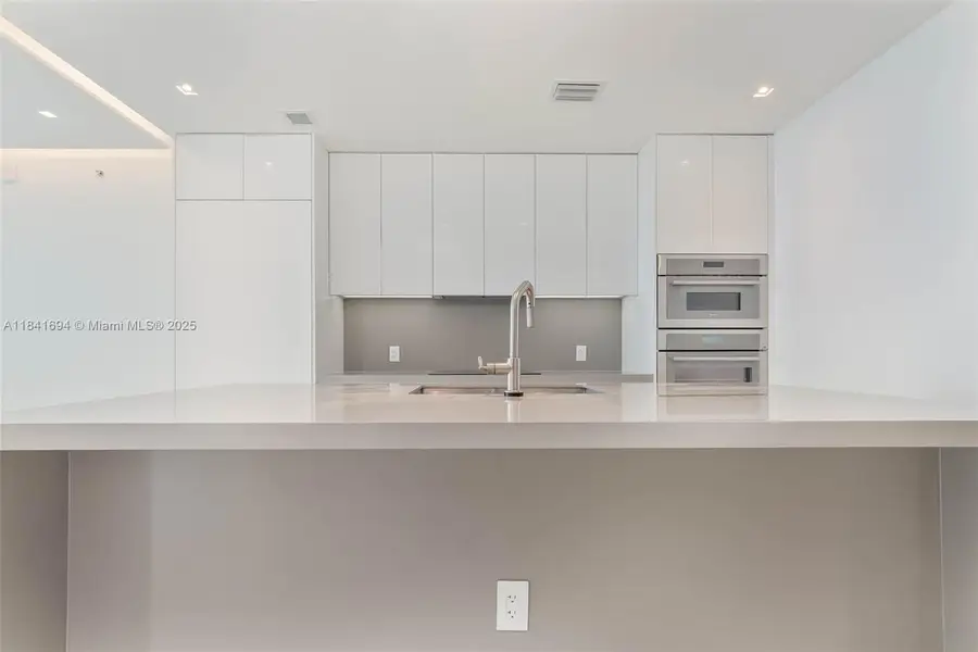 700 NE 24 St #5005, Miami, FL 33137 - #3