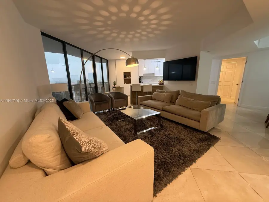 3610 Yacht Club Dr #713, Aventura, FL 33180 - Image #3