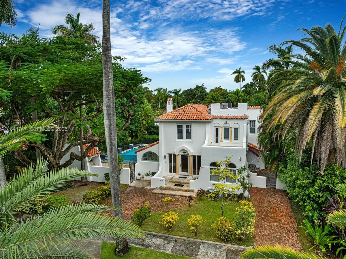 671 NE 57th St, Miami, FL 33137 - Image #1