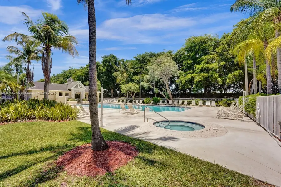 7858 Dixie Beach Cir #7858, Tamarac, FL 33321 - #2