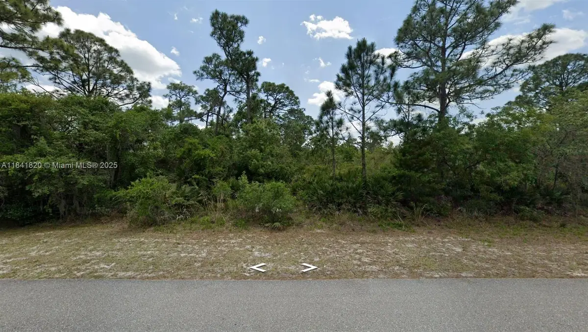 832 Durmon Ave, Lake Placid, FL 33852 - Image #1