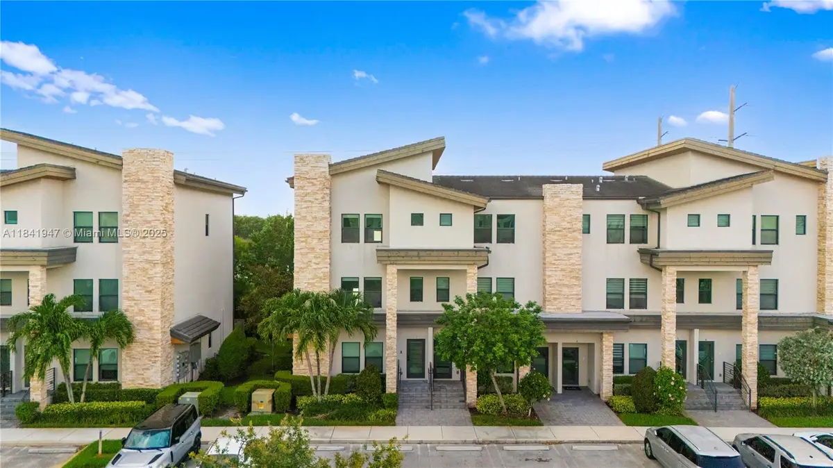 10467 NW 82nd Street #1, Doral, FL 33178 - Image #1