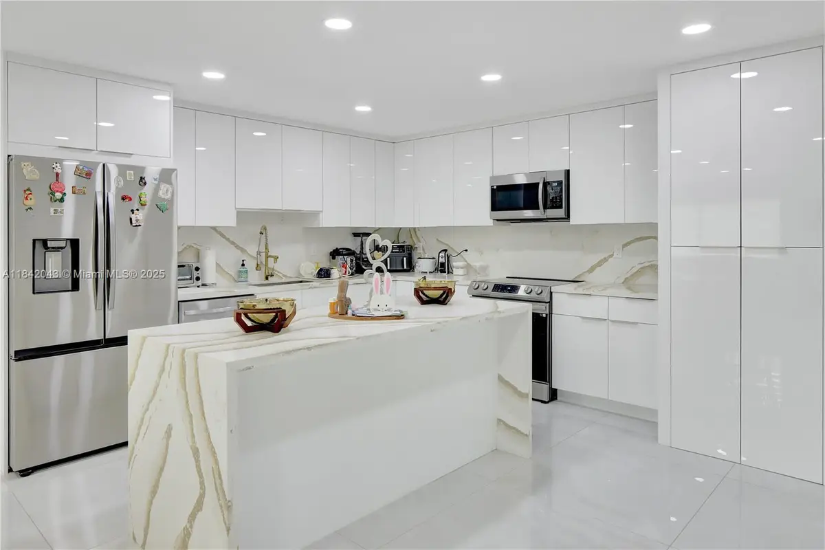 8720 SW 103rd Ave #8720, Miami, FL 33173 - Image #1