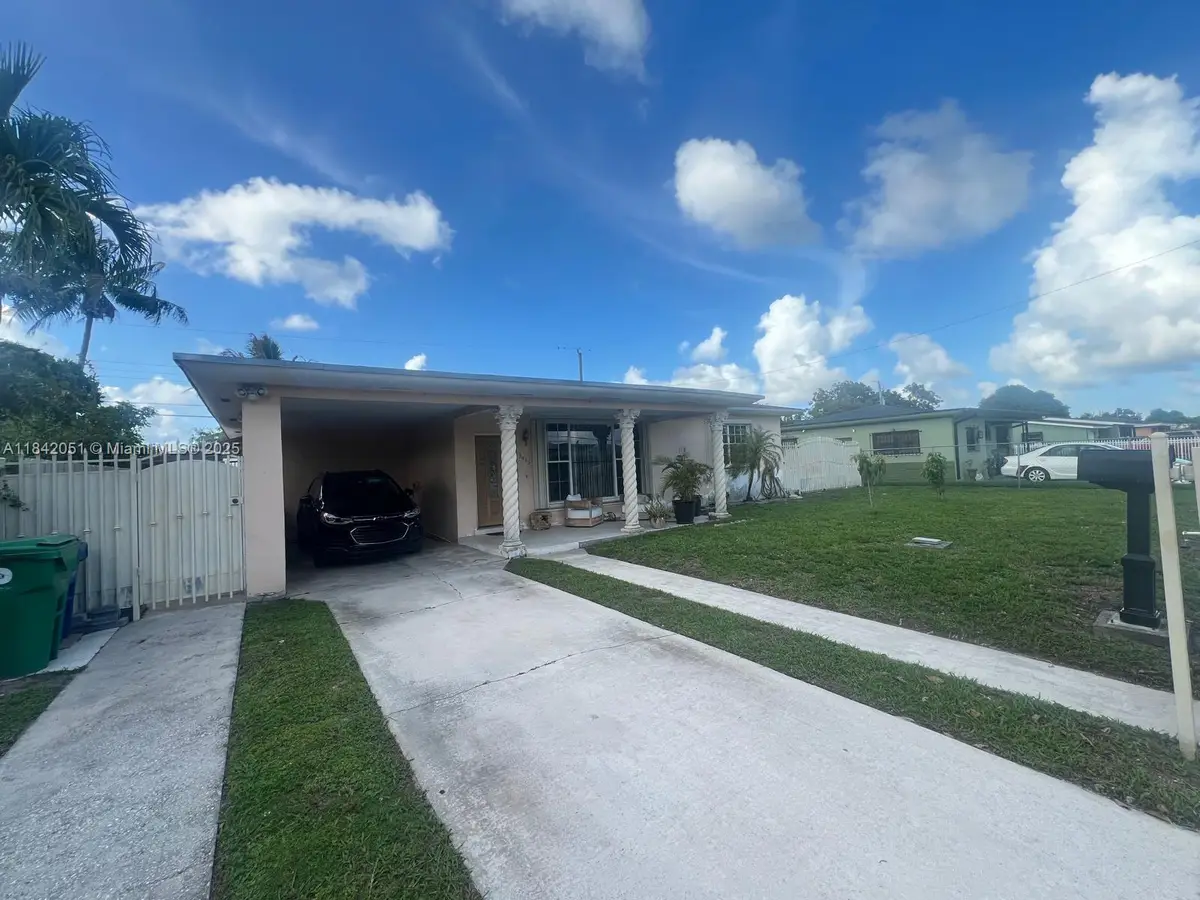 3435 Nw 80th St, Miami, FL 33147 - Image #1