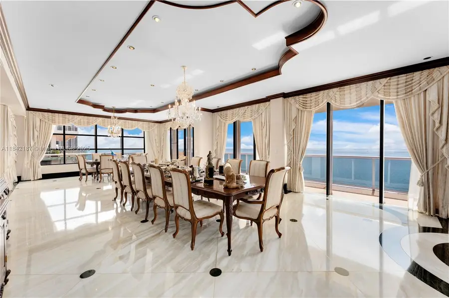 5757 Collins Ave #PH-4, Miami Beach, FL 33140 - Image #3