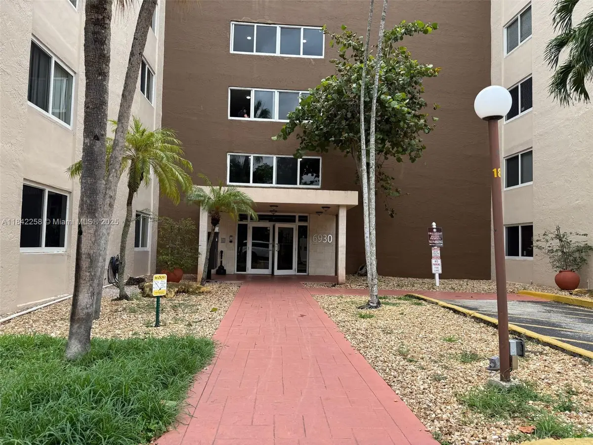 6930 Miami Gardens Dr #1-217A, Hialeah, FL 33015 - Image #1