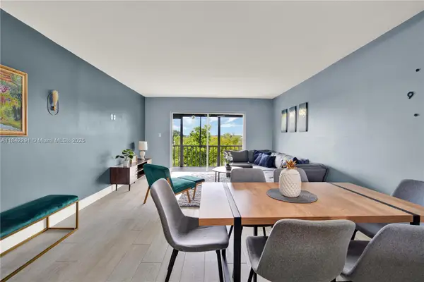 950 Hillcrest Dr #414, Hollywood, FL 33021