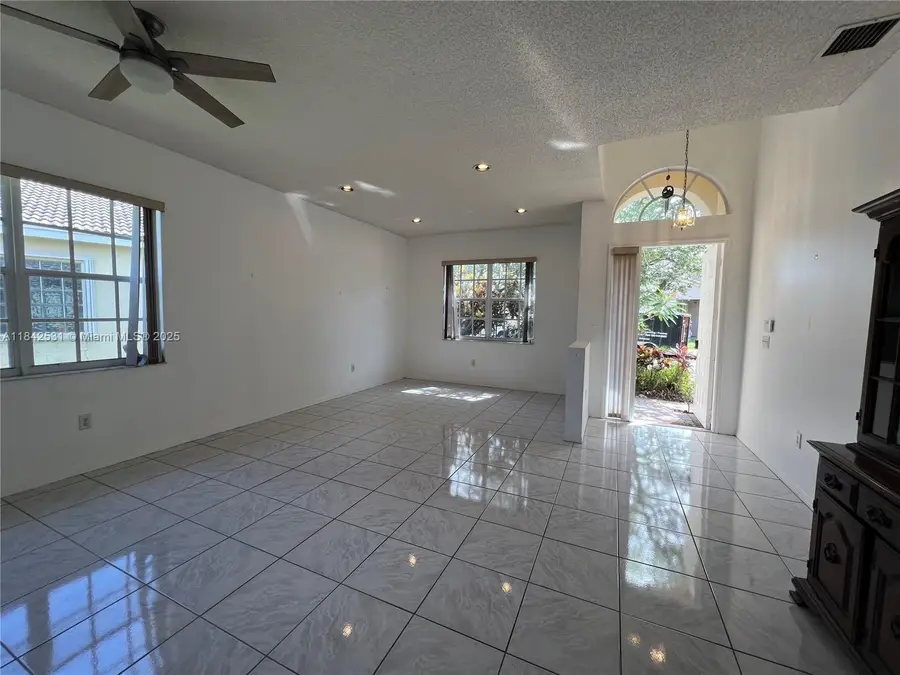 2130 NW 166th Ave, Pembroke Pines, FL 33028 - Image #3
