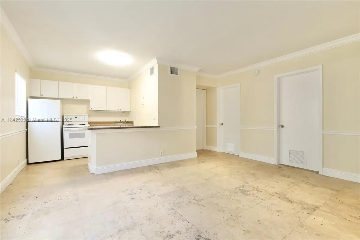 1429 SW 9th St #5, Fort Lauderdale, FL 33312 - Image #1