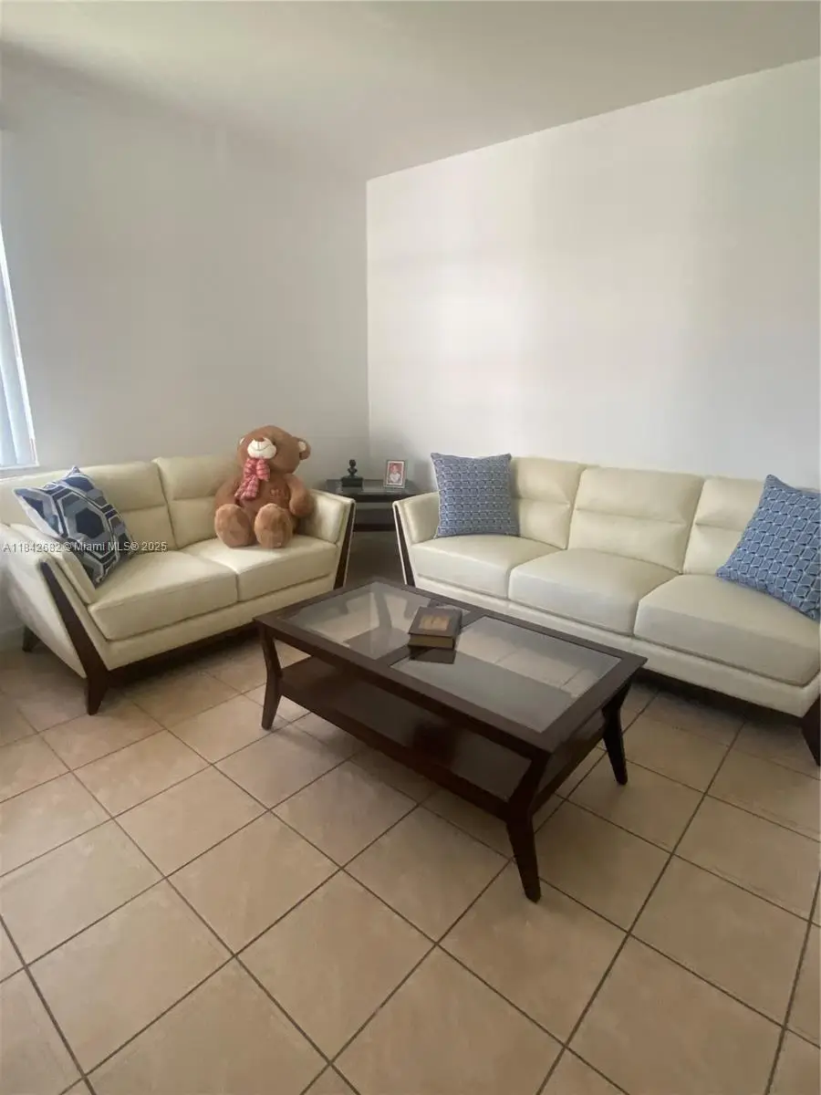 991 NE 42nd Ave, Homestead, FL 33033 - Image #2