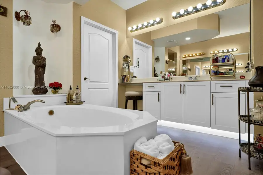 10720 NW 66th St #xxx, Doral, FL 33178 - Image #3