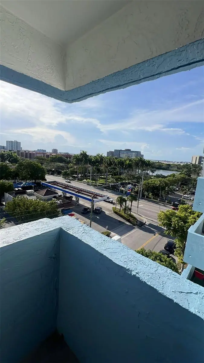 5050 NW 7th St #720, Miami, FL 33126 - Image #2