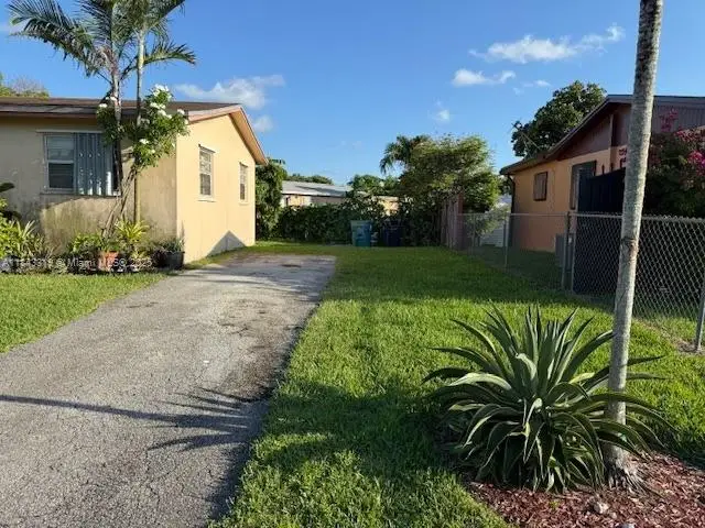 14374 SW 297th Ter, Homestead, FL 33033 - Image #2