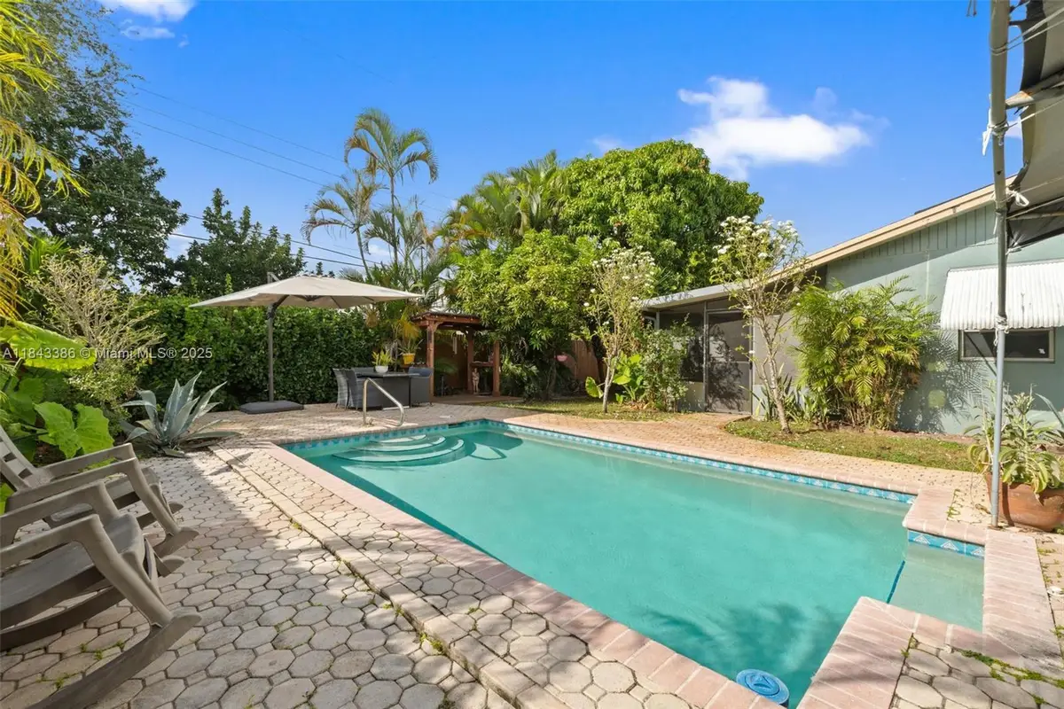 1912 SW 97th Ter, Miramar, FL 33025 - Image #1