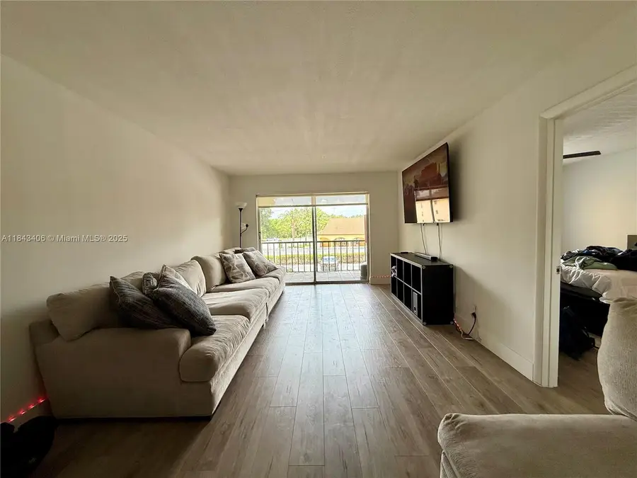 480 NW 20th St #207, Boca Raton, FL 33431 - Image #2