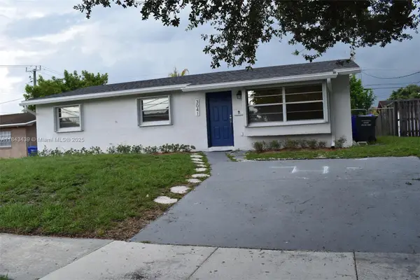3041 N 74th Ave, Hollywood, FL 33024