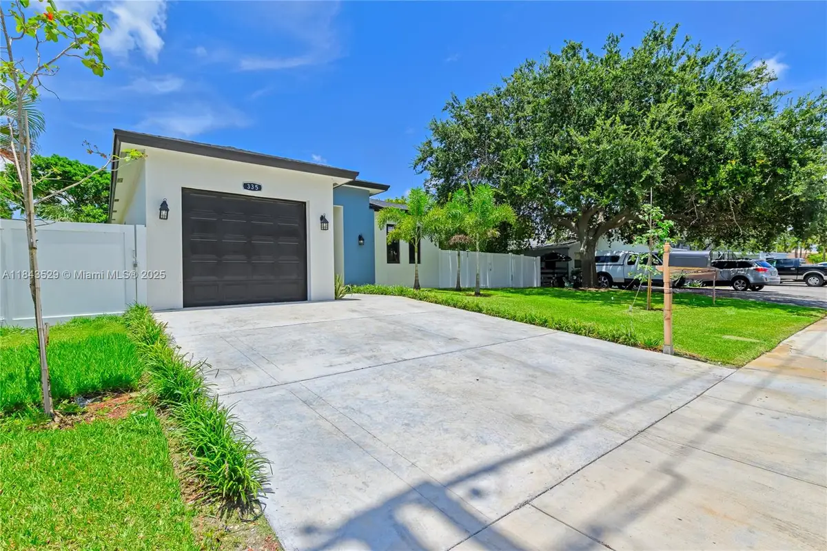 335 NW 15th St, Pompano Beach, FL 33060 - Image #1