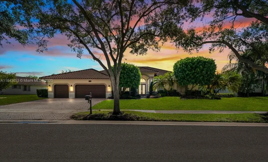 125 Dockside Cir, Weston, FL 33327 - Image #2