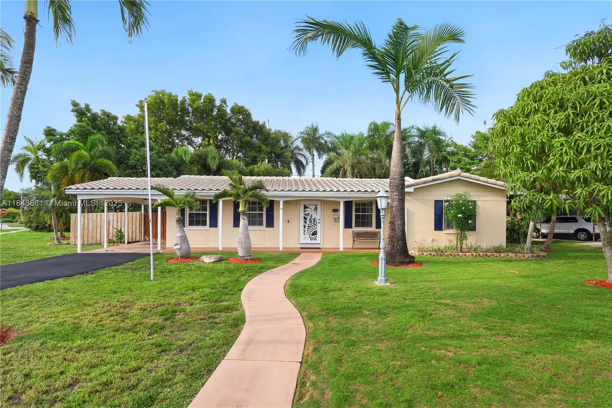 9455 SW 181st St, Palmetto Bay, FL 33157 - Image #1