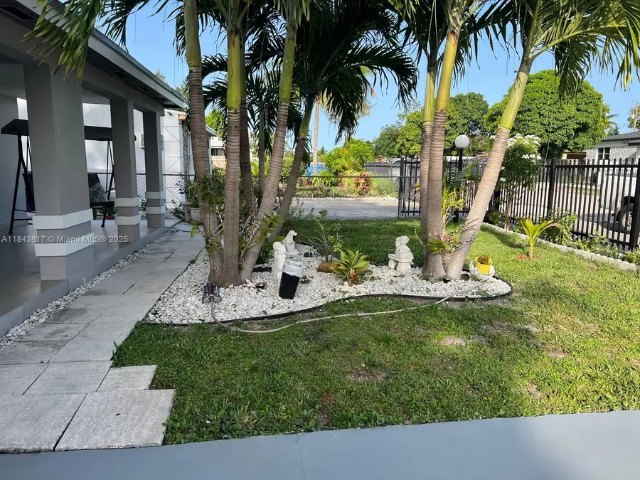 1445 NW 116th Ter, Miami, FL 33167 - Image #2