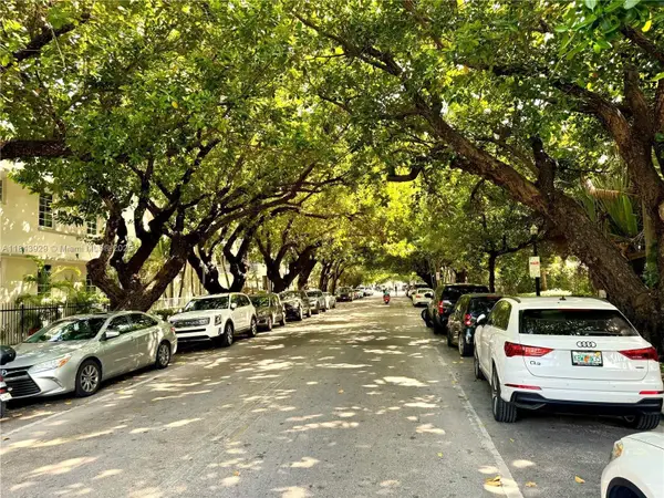 349 Meridian Ave #B202, Miami Beach, FL 33139