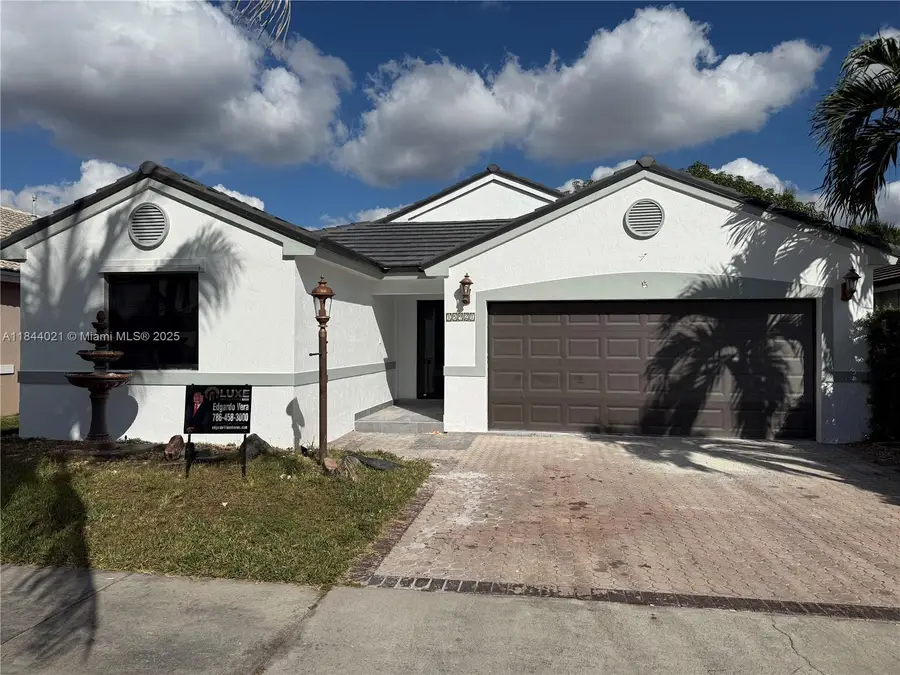 15921 SW 82nd St, Miami, FL 33193 - Image #2