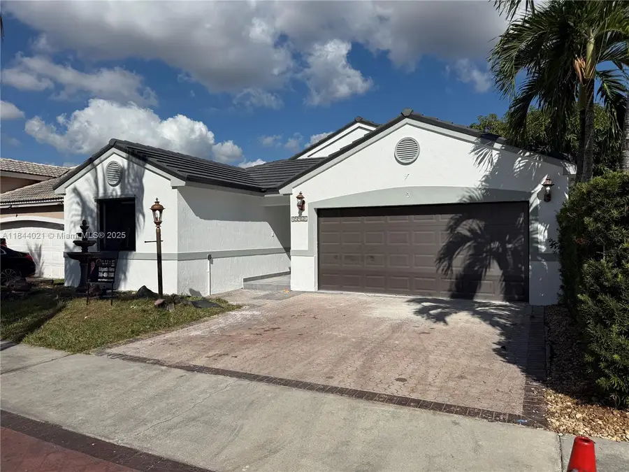 15921 SW 82nd St, Miami, FL 33193 - Image #3
