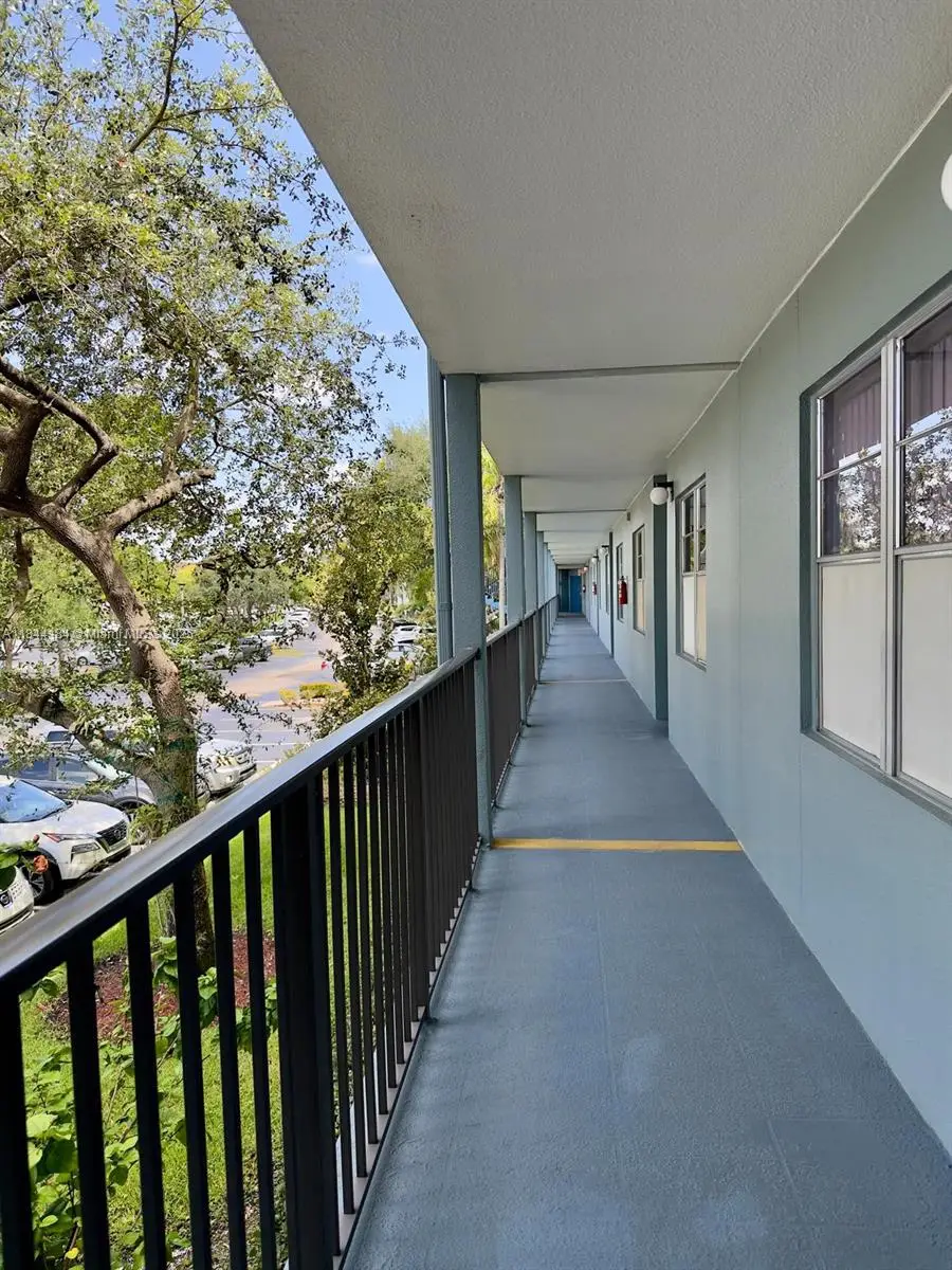 1501 SW 134th Way #206D, Pembroke Pines, FL 33027 - Image #3