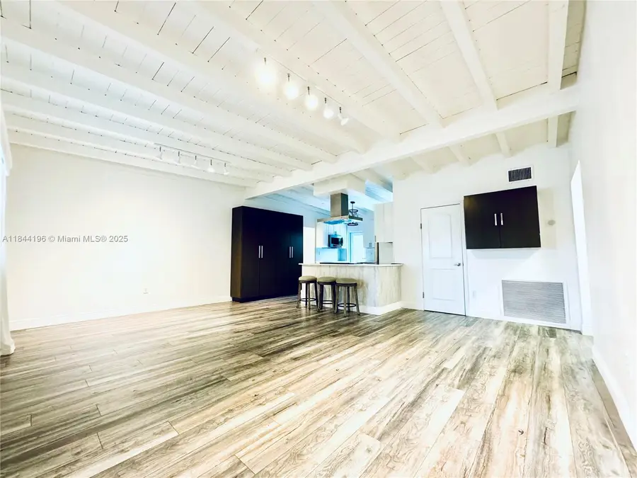 2075 S Hibiscus Dr, North Miami, FL 33181 - Image #3