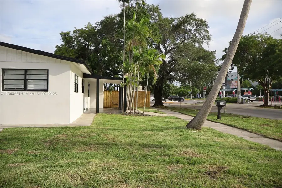 3955 SW 69th Ave, Miami, FL 33155 - Image #3