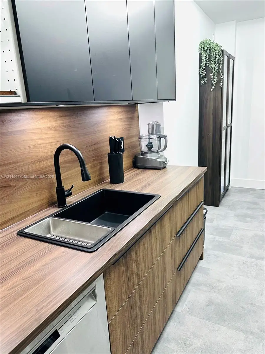 4400 Hillcrest Dr #805A, Hollywood, FL 33021 - Image #2