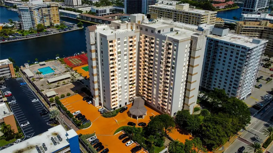 1865 S Ocean Dr #4H, Hallandale Beach, FL 33009 - #2