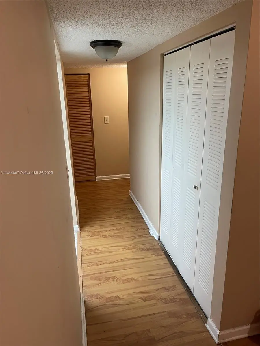 9359 Fontainebleau Blvd #F301, Miami, FL 33172 - Image #2